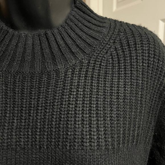 NWT Ricki’s Ladies Size XXL Black Acrylic/Angora Crewneck Sweater - Picture 2 of 15